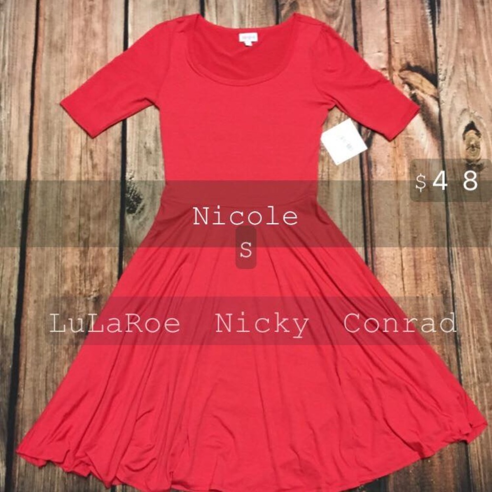 LuLaRoe Nicole Size Small